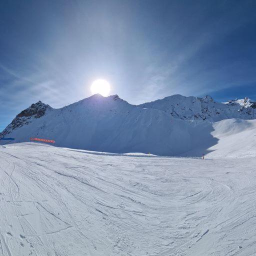 Les Suites Du Monetier, Alliant Le Charme Et L'Authenticite D'Un Chalet De Prestige Au Coeur Du Village Le Monêtier-les-Bains Esterno foto